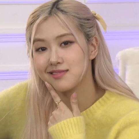 Soy Rosé biased